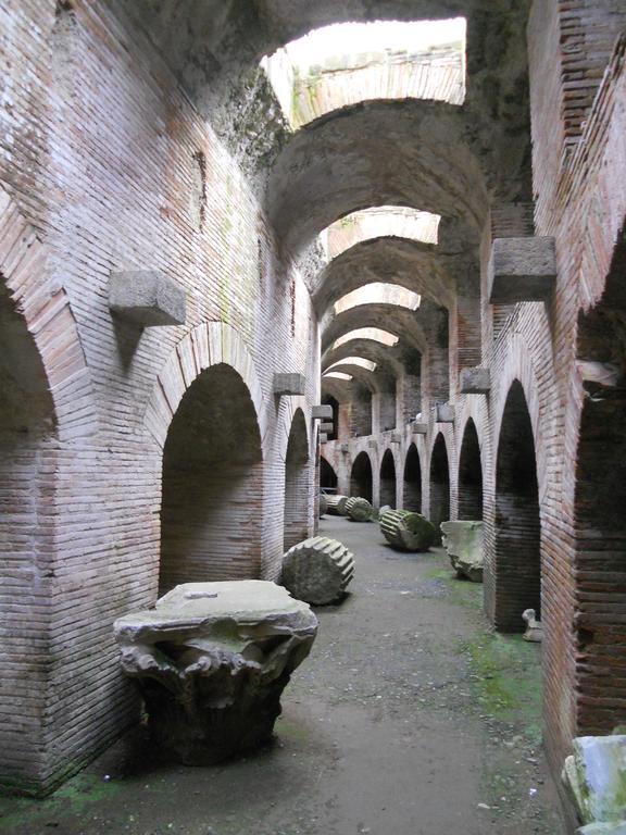 Albergo Scalzone Castel Volturno Eksteriør billede