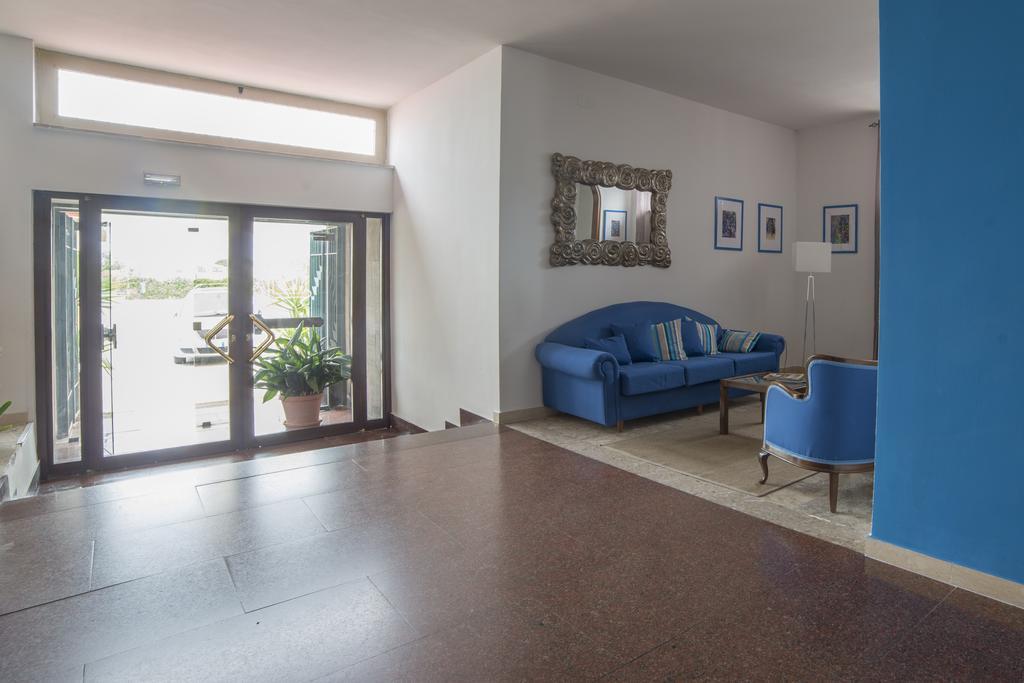 Albergo Scalzone Castel Volturno Eksteriør billede